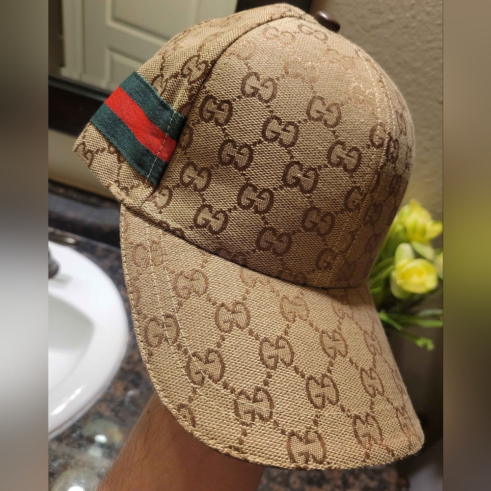 Gucci Beige Monogram Baseball Cap NWT - image 8